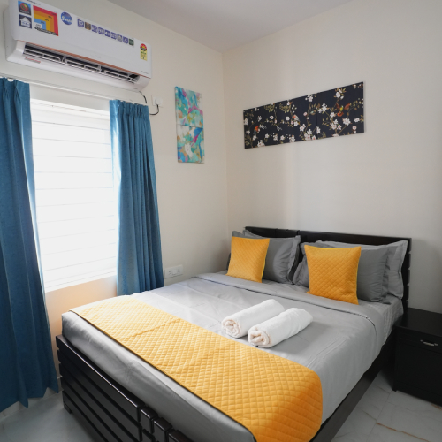yellow bells serviced apartment